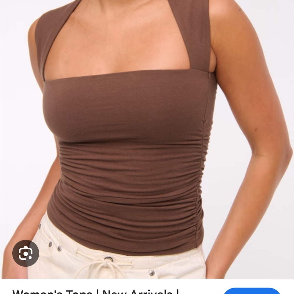 ABERCROMBIE AND FITCH• brown square neck top